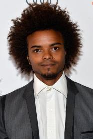 Eka Darville