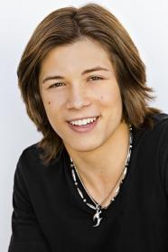 Leo Howard