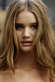 Rosie Huntington-Whiteley